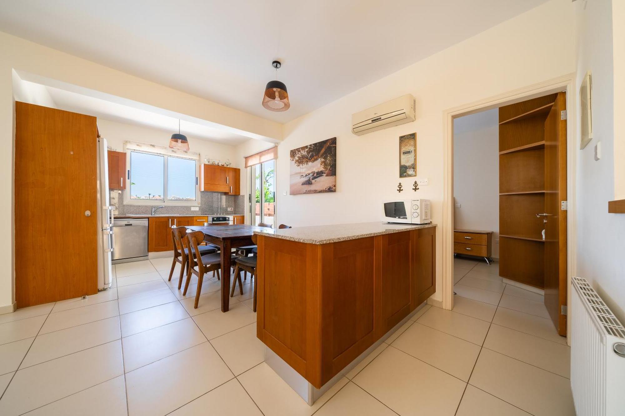 Atlantica 4 Bedroom Villa Near The Beach プロタラス エクステリア 写真