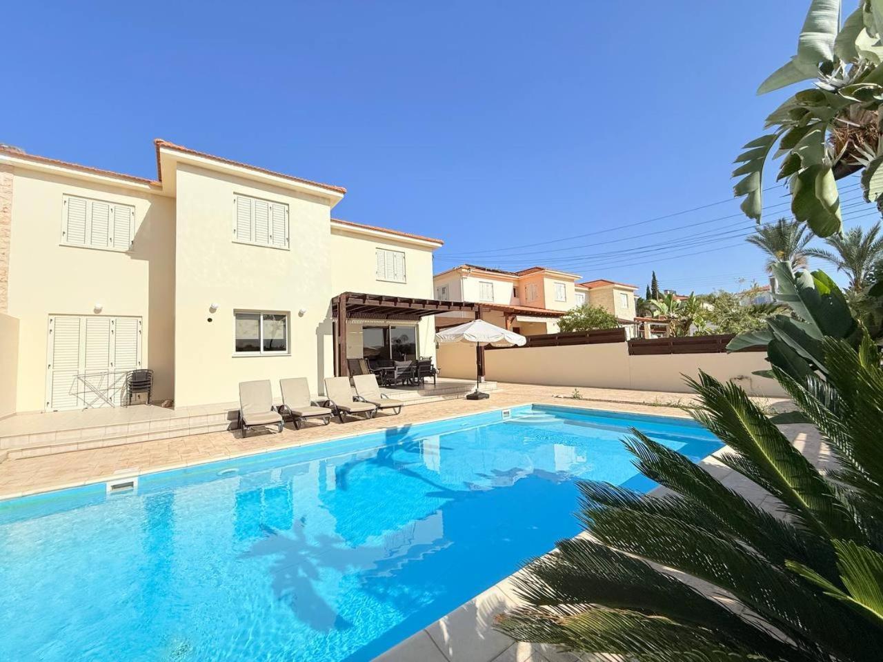 Atlantica 4 Bedroom Villa Near The Beach プロタラス エクステリア 写真